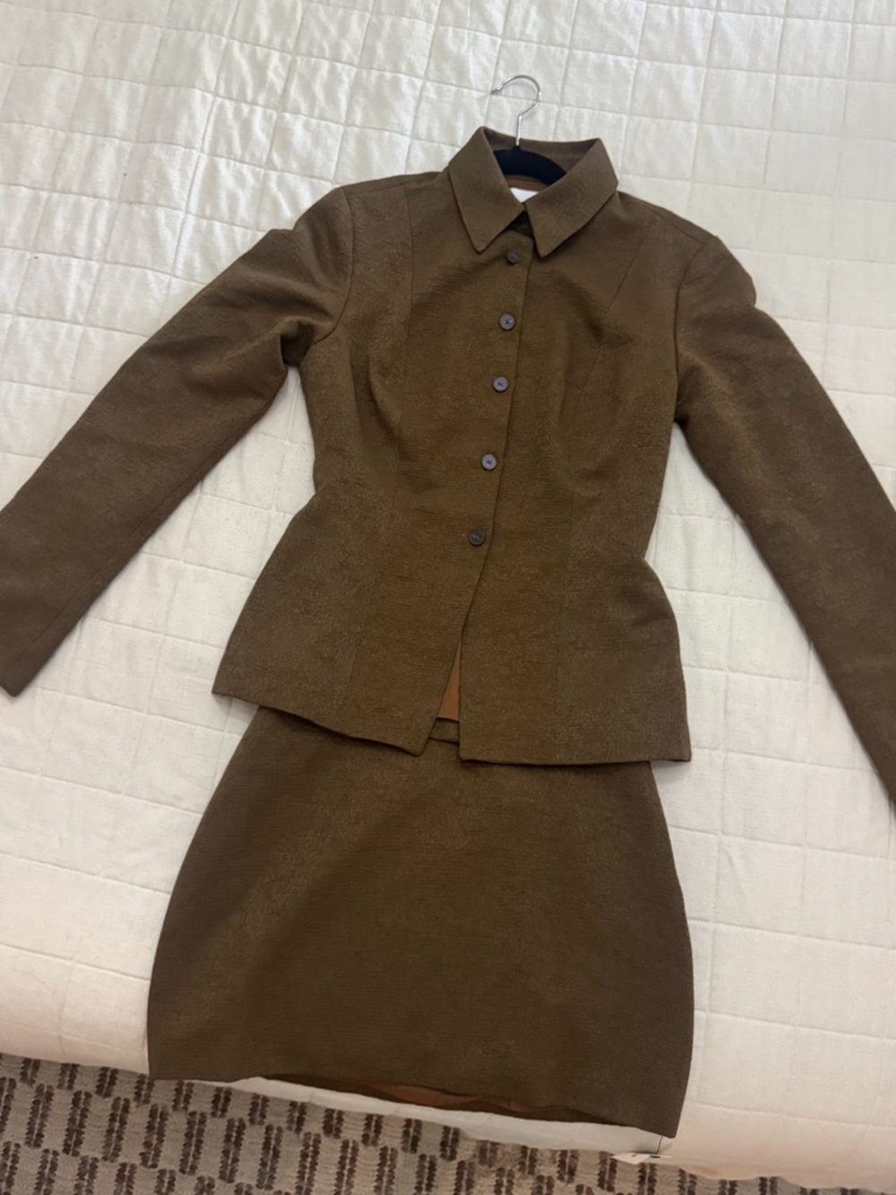 NWT Reformation Chloe Two-Piece Set in Chestnut Size 2 - Picture 10 of 14